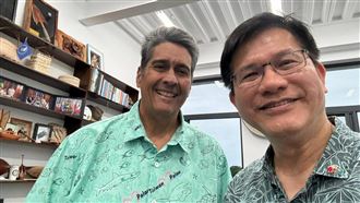 和帛琉總統惠恕仁自拍！林佳龍率團訪友邦