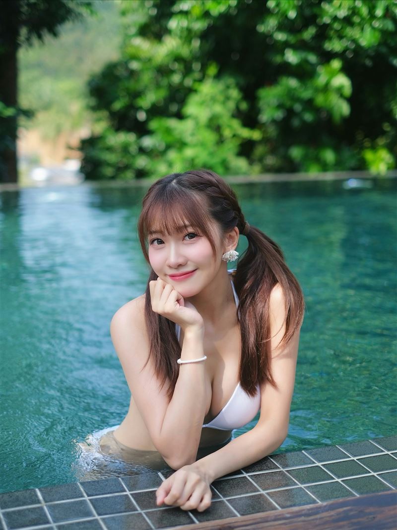 冼迪琦經常使用「#香港首席美少女」意外掀起熱議。（圖／翻攝自IG @diccc0213）