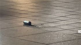 疑似煙霧彈。（圖／翻攝畫面）