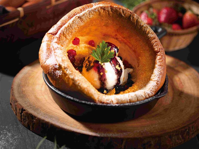 12月20日至2026年1月31日前往Engolili英格莉莉CITYLINK三重店消費不限金額，即可獲贈「鐵鍋鬆餅兌換券」一張。（圖／品牌業者提供）