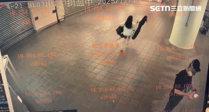 中山站爆砍人!傳歹徒殺進誠品 民眾躲倉庫