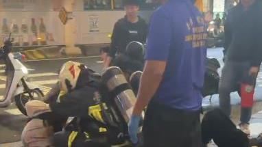 北車轉中山站砍人！傷者倒臥血流一地