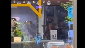 中山砍人，百貨疏散畫面曝光。（圖／取自Threads）