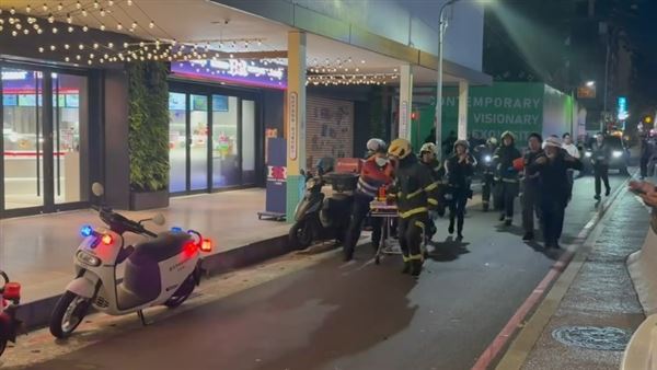 嫌犯27歲張文在北車犯案後，轉往捷運中山站砍人，隨後畏罪墜樓 。（圖／翻攝畫面）