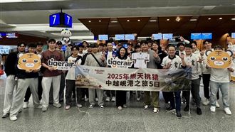 桃猿封王旅遊前進越南　一共90人慶祝奪冠