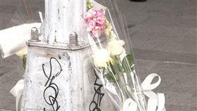 隨機殺人噩耗傳出，今（20）日不少民眾在中山站獻花。（圖／翻攝畫面）