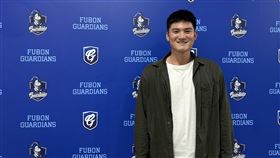 馬鋼轉戰富邦悍將　盼有更多貢獻23歲內野手馬鋼（圖）新球季確定轉戰中職富邦悍將，他坦言，季後心情忐忑，思考過程也滿艱難的，感謝兄弟這幾年的照顧，也謝謝悍將給機會，盼新球季能在一軍替球隊有更多貢獻。中央社記者謝靜雯攝　114年12月19日