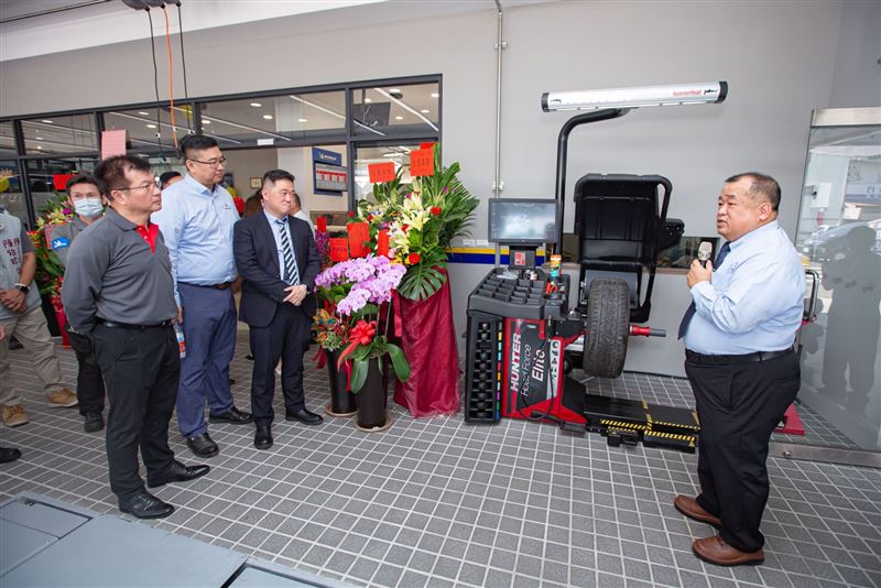 現場展示整合輪胎、保養與快速保修的一站式服務模式。（圖／慶通汽車提供）