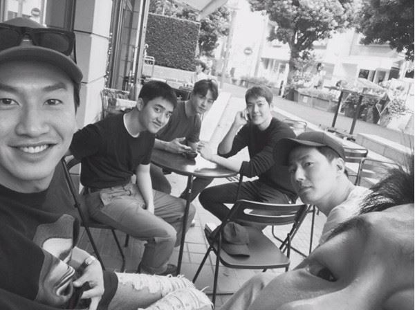李光洙、EXO D.O.、林周煥、趙寅成與金宇彬是圈內好友。（圖／翻攝自金基邦IG）