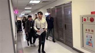 男逛誠品南西遭砍身亡！檢察官抵醫院相驗