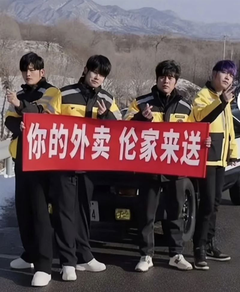 周杰倫代言遭山寨周杰倫模仿。（圖／翻攝自微博、小紅書）