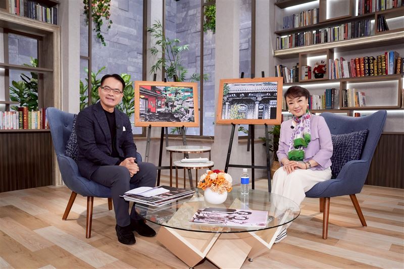 鄭弘儀同台翁倩玉。（圖／三立提供）