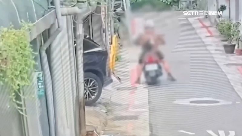 哈雷被燒毀二碰張文　車主嚇：我也在誠品