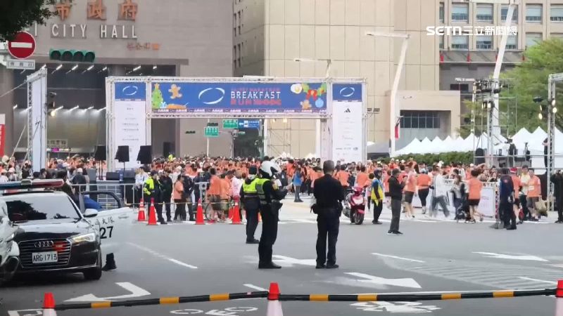 臺北馬今晨2萬人開跑！多警到場維安拉高