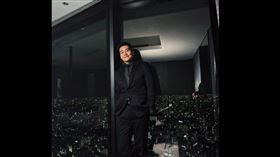 Joeman以3C、科技與生活開箱類內容聞名。（圖／翻攝自Joeman　FB）