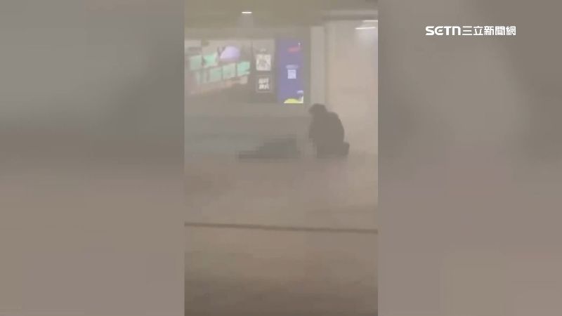 余姓男子背部遭猛砍，傷及肺部、心房送醫不治