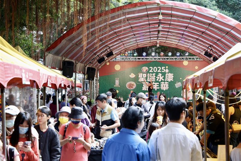 2025永康聖誕嘉年華登場　公園變身耶誕村(圖／臺北市商業處提供)