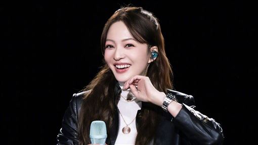 張韶涵造型慘翻車　他演唱會上首度回應了