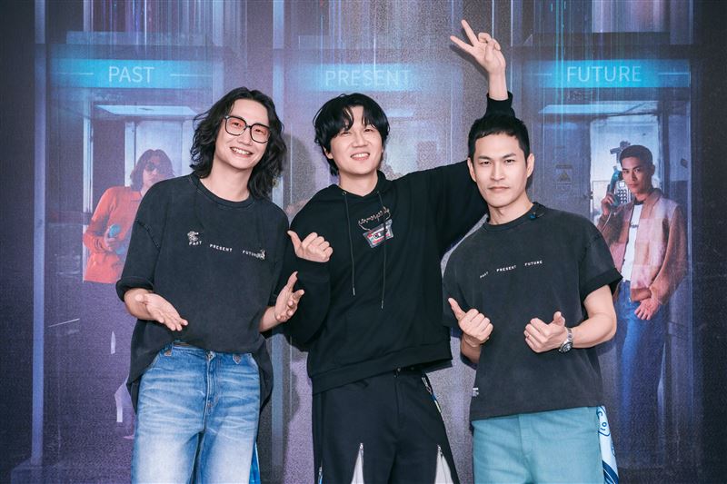 宇宙人「&alpha;：回到未來1986」台北小巨蛋演唱會完美落幕。（圖／相信音樂提供）