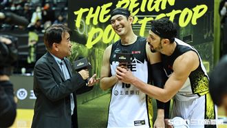 呂政儒決勝節飆10分　上班「超時」笑喊累