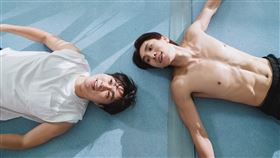 古程丰〈並肩飛翔〉。（圖／小超人綜合體能俱樂部提供）