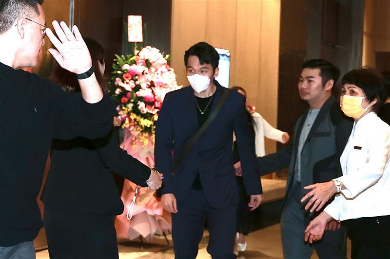 運動部長李洋出席王齊麟、陳詩媛婚宴。（圖／記者鄭孟晃攝影）