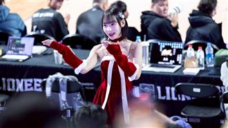 攻城獅週末賺近300萬　鄭熙靜毛巾最熱銷