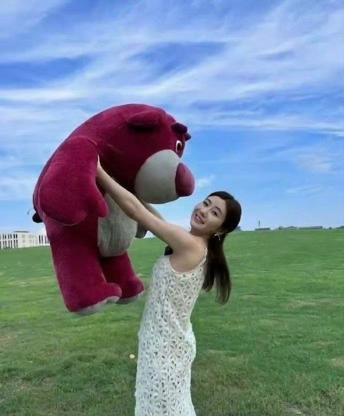 福原愛和橫濱男在今年夏天結婚。（圖／翻攝自微博）