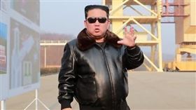 北韓官媒報導，金正恩（中）下令擴建發射場成「超現代化先進基地」。圖為金正恩視察西海發射場時發表談話。（圖／翻攝自北韓中央通信社網頁kcna.kp）

