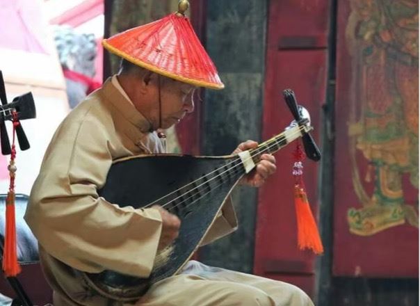 普陀寺清和社吳庚生榮譽團長。（圖／翻攝自台南市文化資產管理處）
