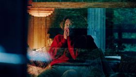 《顫懼》由塔緹安娜瑪斯蘭尼（左）與羅希夫蘇德蘭（右）領銜主演。（圖／采昌國際多媒體 提供） 