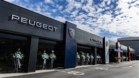 STELLANTIS BRAND HOUSE桃園旗艦品牌中心。（圖／寶嘉聯合提供）