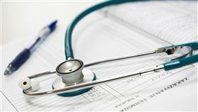 就醫。健檢。看醫師。看醫生。(圖/Pexels)