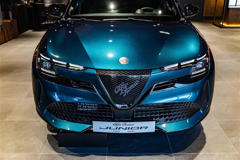 Elettrica 280 Veloce則主打「電動鋼砲」定位。（圖／寶嘉聯合提供）
