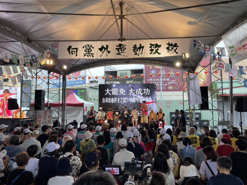 賴中強律師今（23）天表示，你若相信民主，請別嘲笑大罷免大失敗。（圖／翻攝自賴中強臉書）