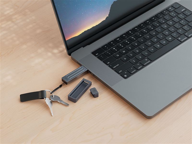 Seagate Ultra Compact外接式SSD固態硬碟，體積輕巧如鑰匙圈。（圖／品牌業者提供）