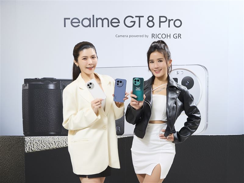 realme GT 8 Pro推出「風動白」、「星馳藍」兩色，realme GT 8 Pro奧斯頓馬丁F1限量版以「奧斯頓馬丁綠」為主色