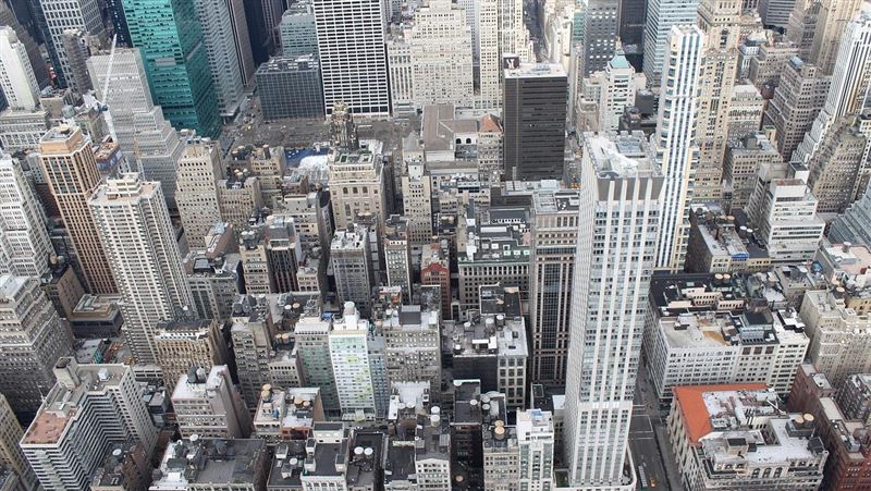 J-REITs不僅涵蓋傳統商辦與住宅，更受惠於電商帶動的物流倉儲，以及AI算力需求所需的數據中心等「新經濟地產」，讓投資人能透過ETF參與多元不動產類型，掌握日本經濟復甦紅利，而非直接承擔購屋門檻與管理成本。（示意圖/ PIXABAY）