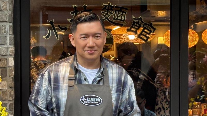 杜汶澤經營麵店副業。(圖/翻攝自臉書)