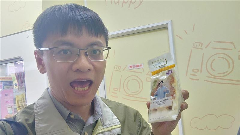 被鄭嗆無腦又遭藍網攻　陳方隅重砲回擊了