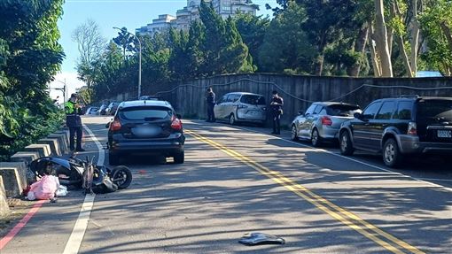 女開車逆向撞機車　騎士摔落邊坡送醫不治