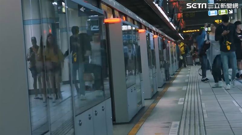【鄭捷北捷殺人槍決3】鄭捷、張文北捷大開殺戒後，犯罪學博士劉育偉曝光5大捷運乘客在捷運上的自保生命攻略。（圖／三立新聞網資料照）