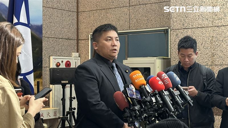 吳宗憲表示，鄭麗文多次對外說「中國就是中華民國」，這個想法從來沒變過。（圖／記者詹宜庭攝影）