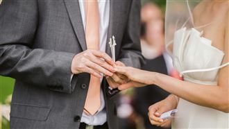 新郎新娘，結婚(圖／Pexels)