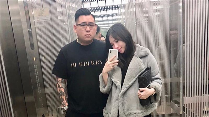 蹦闆與老婆昔日合照。（圖／翻攝自IG @c.c.ying_）