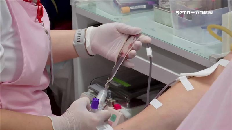 台北捐血中心主任林敏昌表示，A型和O型血庫存告急