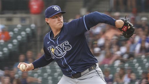 馬林魚又搶光芒人　端隊史後援最高薪給他