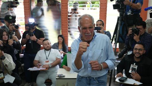 川普介選助奪大位　宏國新總統贏不到１％