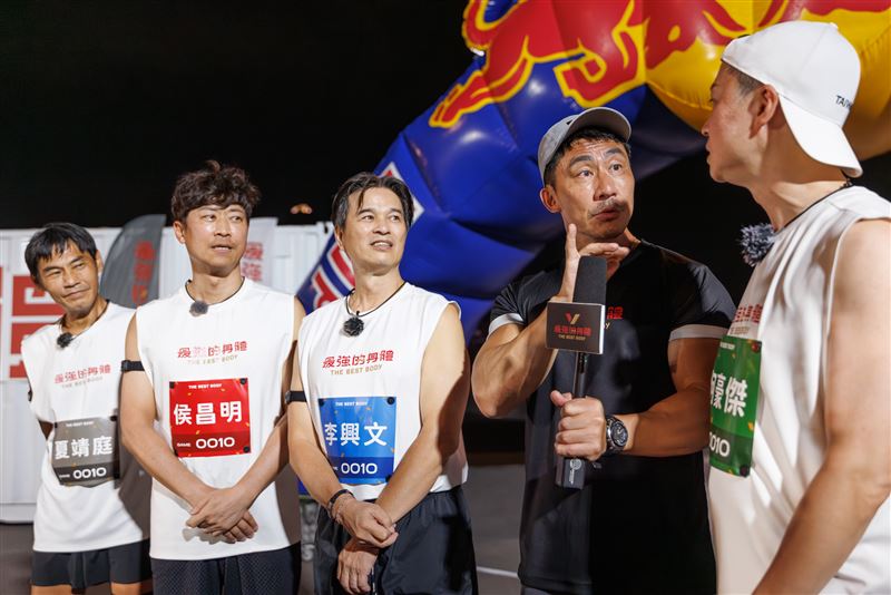 李興文（左起）、侯昌明、何豪傑、夏靖庭等實力派藝人讓現場沸騰。（圖／好看娛樂提供）