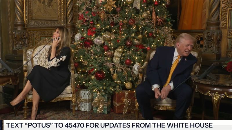川普當一日聖誕接線員。（圖／翻攝自白宮X）